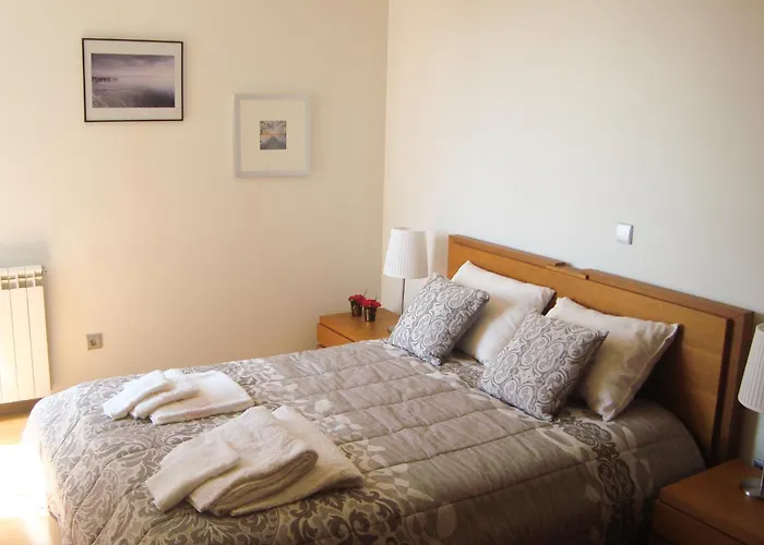 The River\'S Whisper Apartment